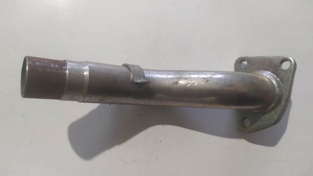 collettore aspirazione 3 fori vespa diametro int. 20 est. 23