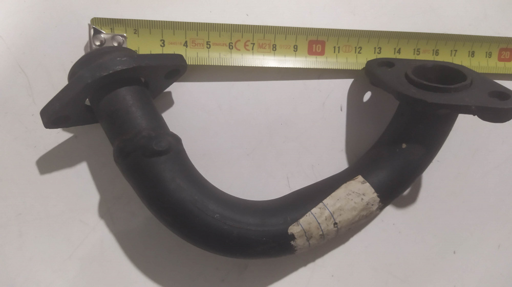 collettore scarico originale piaggio - dovrebbe essere per zip e sfera