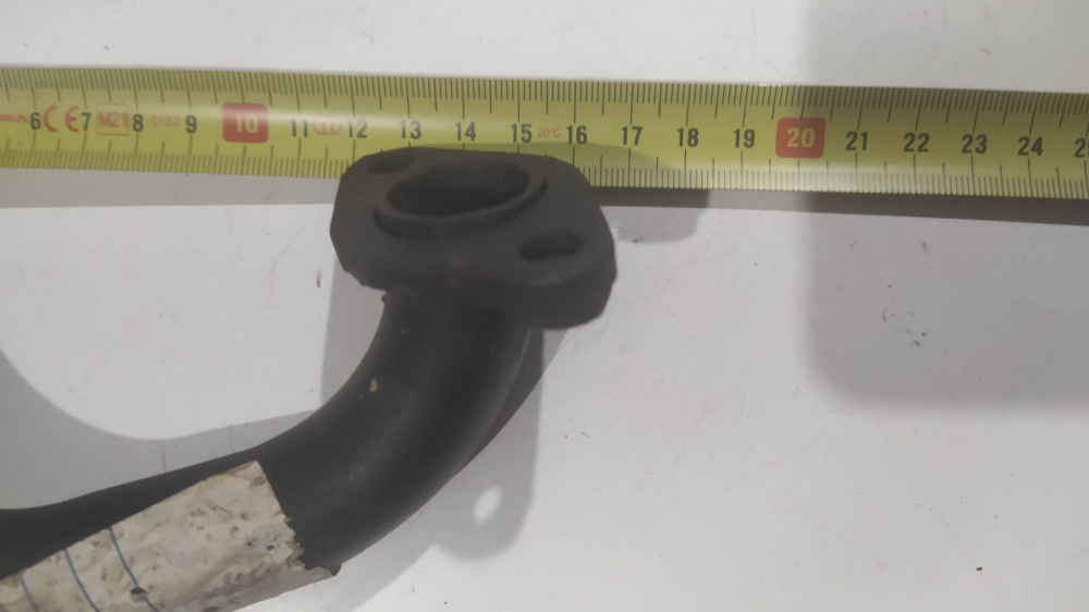 collettore scarico originale piaggio - dovrebbe essere per zip e sfera