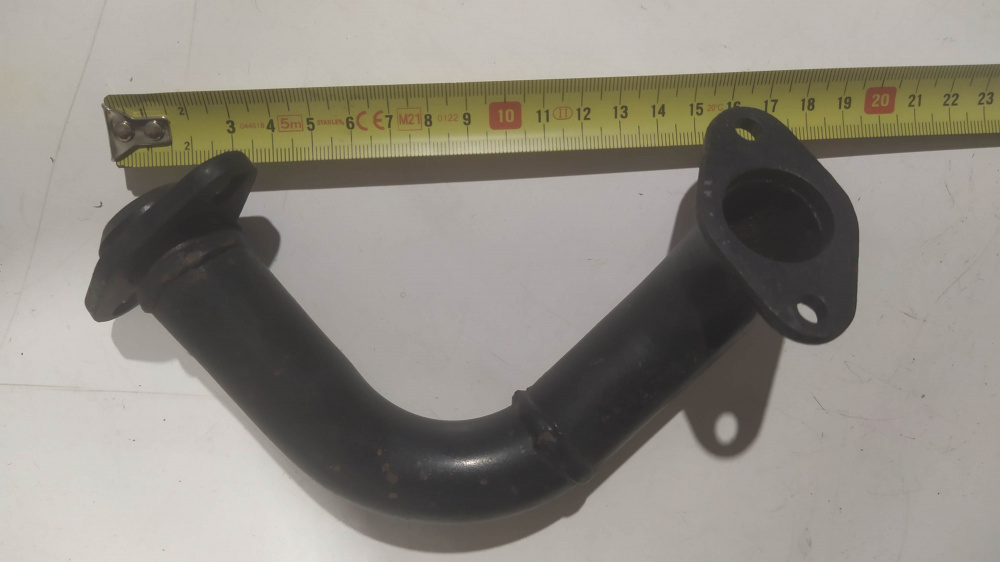 collettore scarico per scooter anni ´90 - disconosco le applicazioni -