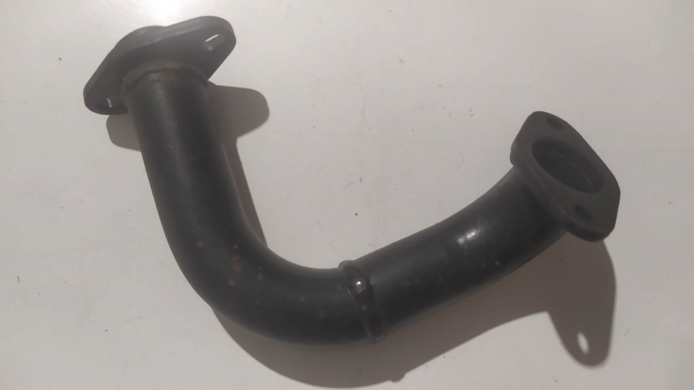 collettore scarico per scooter anni ´90 - disconosco le applicazioni -