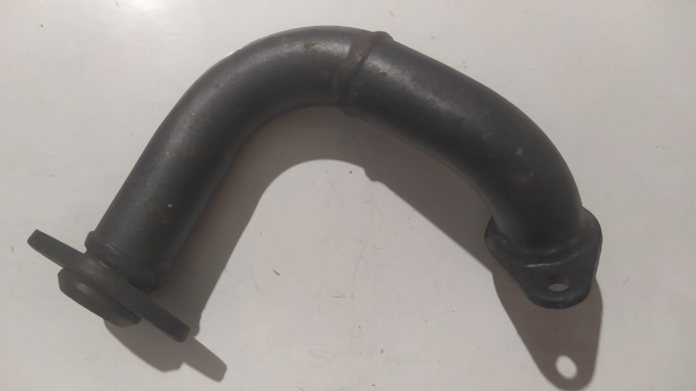 collettore scarico per scooter anni ´90 - disconosco le applicazioni -