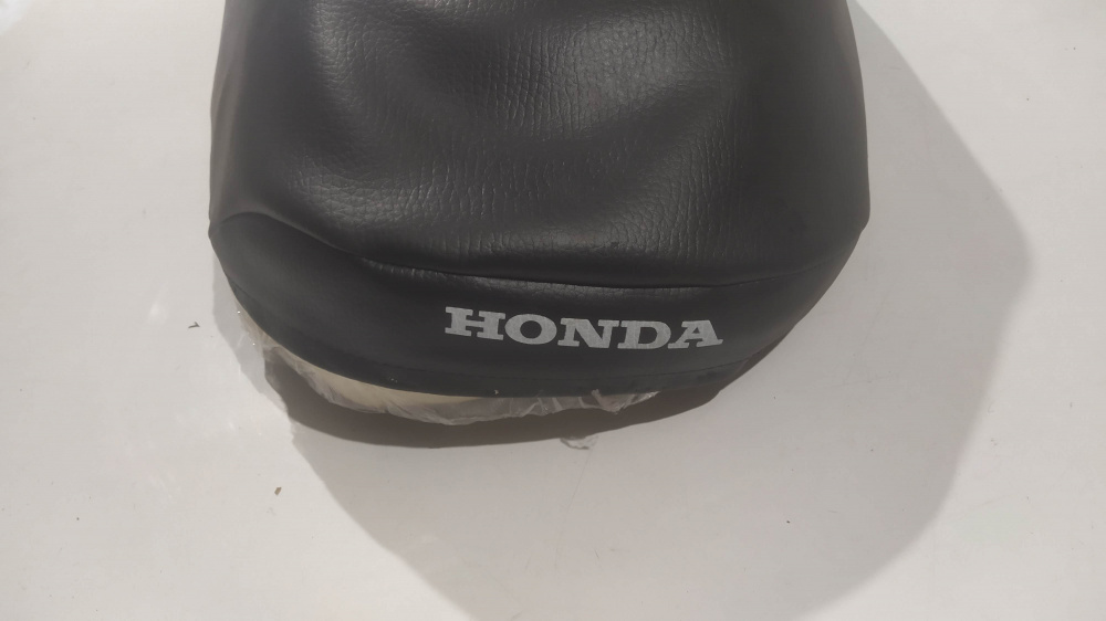 coprisella con spugna originale honda bali art. 77100-gava-7010