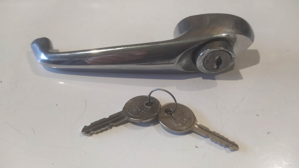 maniglia cromata auto epoca chiavi faab
