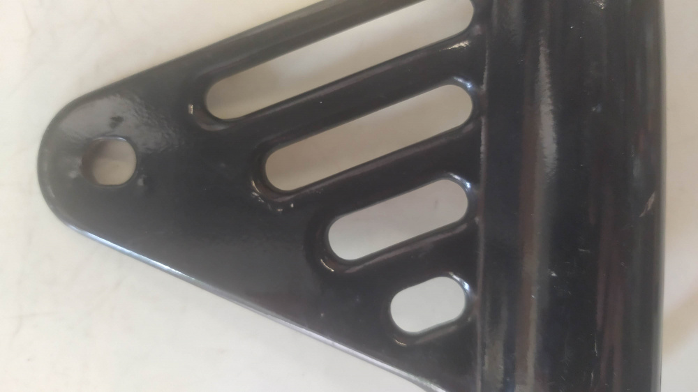 coppia supporti faro neri cagiva sxt sst 125 international ´79 - sst sxt harley ´78 - sst 125 ´78 - il sx ha segni di stoccaggio -