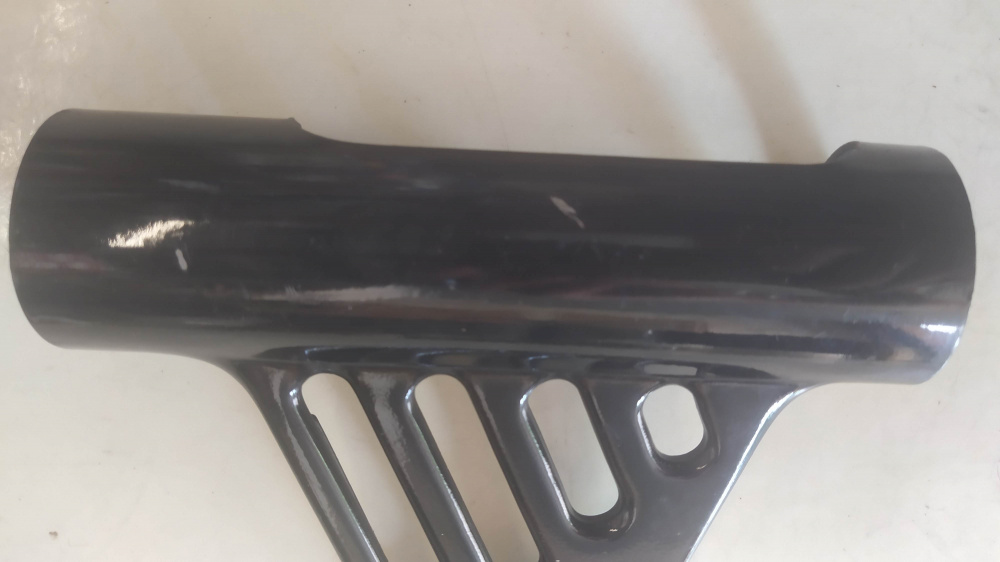 coppia supporti faro neri cagiva sxt sst 125 international ´79 - sst sxt harley ´78 - sst 125 ´78 - il sx ha segni di stoccaggio -