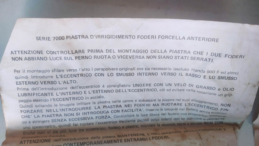 stabilizzatori originali epoca alluminio per moto guzzi v35 imola - v50 monza - manca una vite -