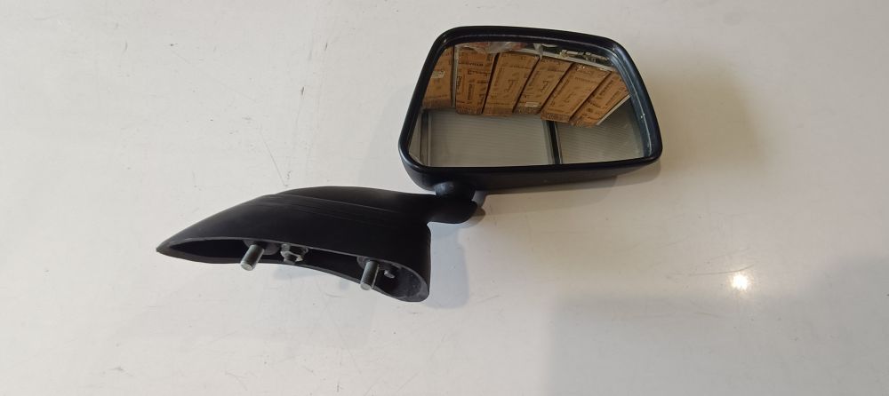 specchio dx nuovo per moto con attacco a 4 viti l-e6-4610
