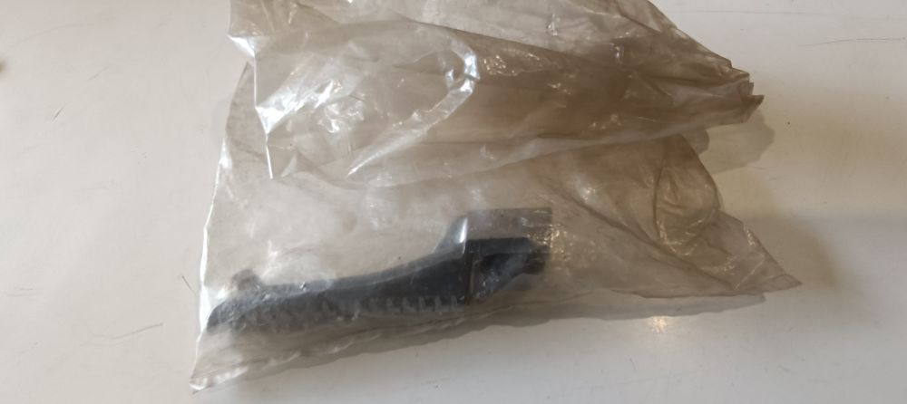 pedana poggiapiedi nuova gilera sp 01