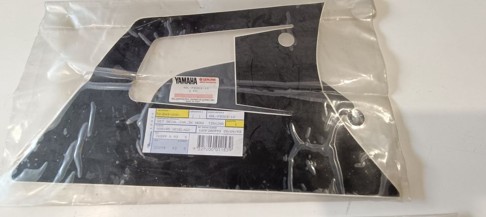 serie adesivi carena ant. dx e codone yamaha tzr 125 nero