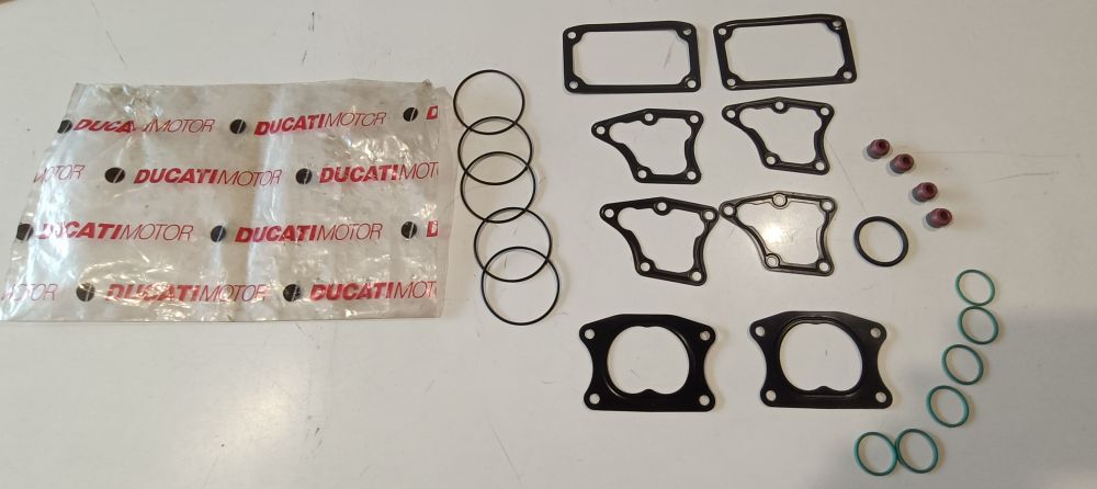 guarnizioni motore ducati – non conosco le applicazioni -