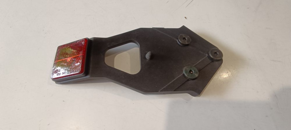 reflettore posteriore 84702-mbwg-d400 honda cbr 600