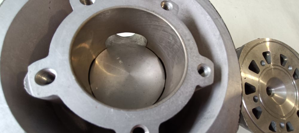cilindro nuovo completo di pistone e testa polini gilardoni d. 64 cagiva elefant 125 – aletta rossa 125