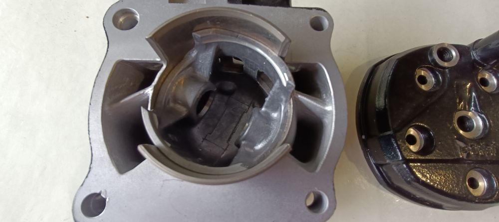 cilindro nuovo completo di pistone e testa polini gilardoni d. 64 cagiva elefant 125 – aletta rossa 125