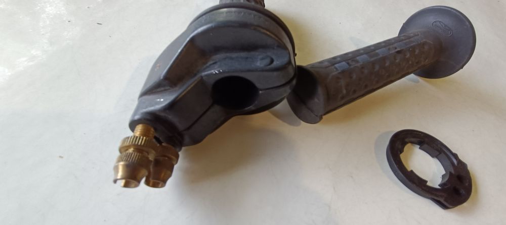 comando gas tommaselli 2 fili usato con manopole