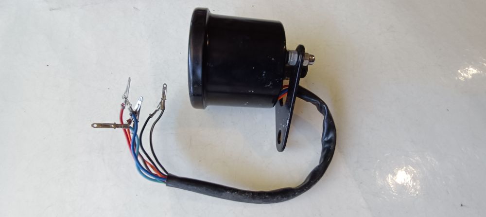 contakm nuovo cafe racer scala 160