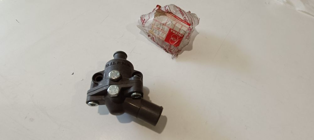 valvola termostatica bher-thomson originale nuova gilera dakota 350