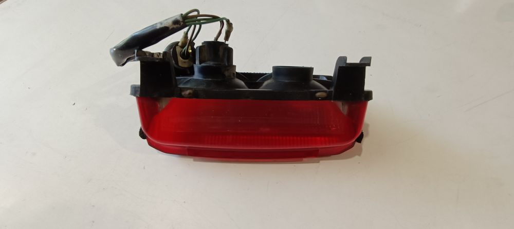 faro posteriore usato honda vf 750 stanley 040-0238