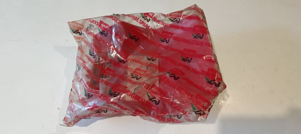 mascherina portafaro rossa nuova originale aprilia et – tuareg