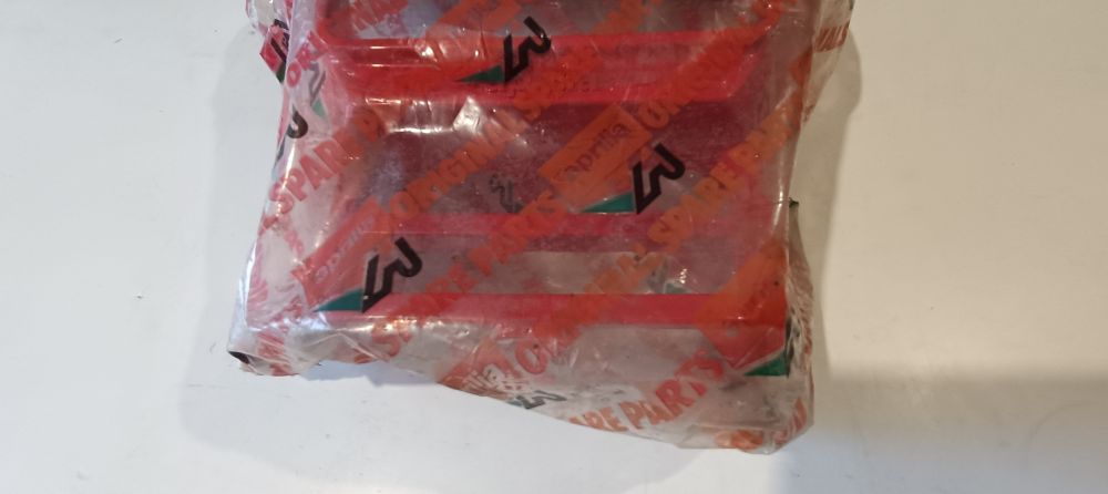 mascherina portafaro rossa nuova originale aprilia et – tuareg