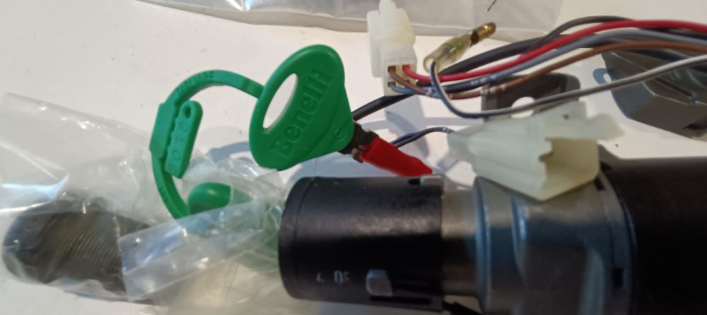 kit serrature nuovo originale benelli
