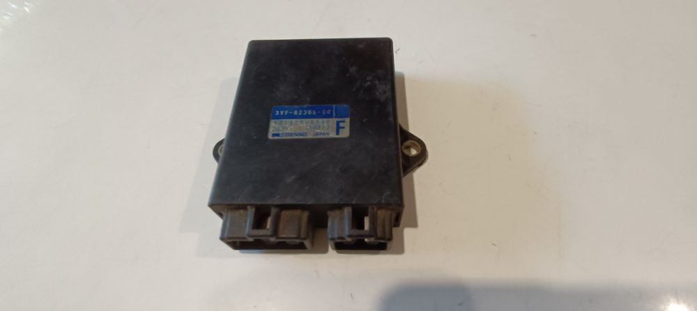 centralina usata 3yf-82305-00 yamaha xtz 660 tenere