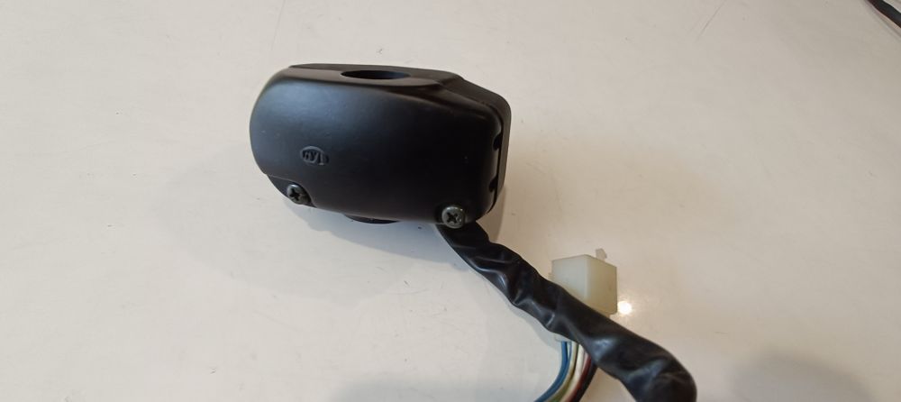 commutatore nuovo 8 faston scooter &ndash; clacson &ndash; frecce - abbaglianti