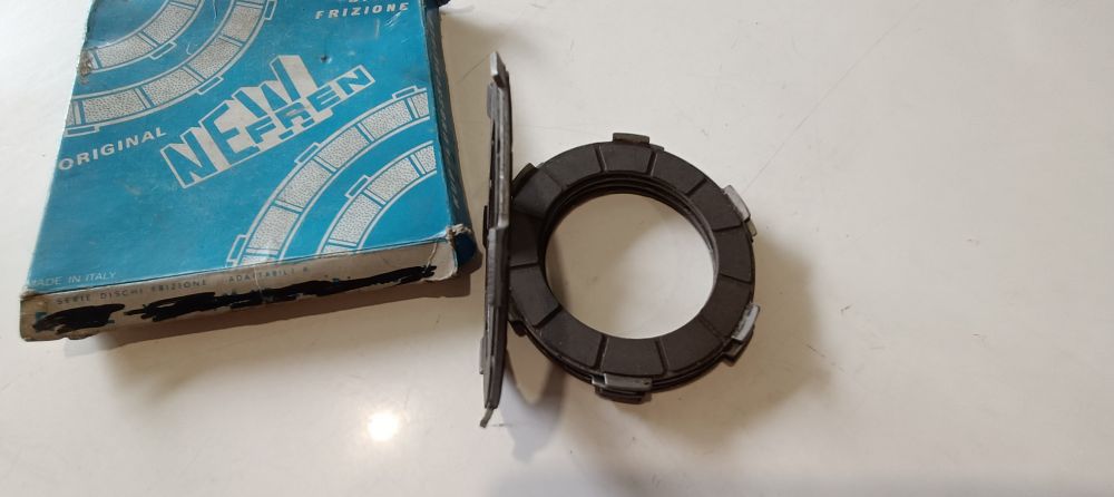 serie dischi frizione curvi newfren f1589 minarelli p4 diametro int. 5,95 est. 8,5
