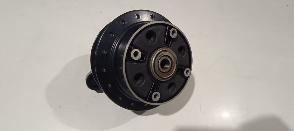 mozzo ruota a raggi completa di piatto e ganasce cagiva