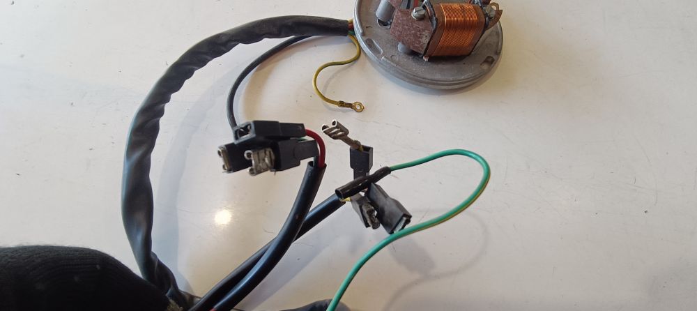 volano nuovo non completo con pick-up per cagiva &ndash; non conosco le applicazioni -