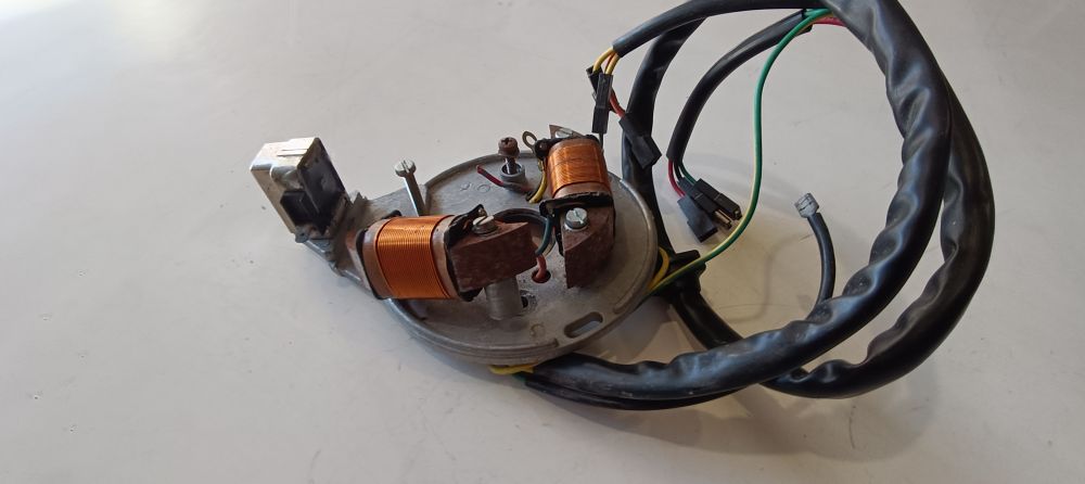 volano nuovo non completo con pick-up per cagiva &ndash; non conosco le applicazioni -