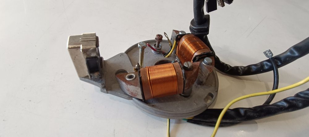 volano nuovo non completo con pick-up per cagiva &ndash; non conosco le applicazioni -