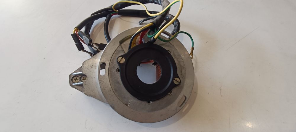 volano nuovo non completo con pick-up per cagiva &ndash; non conosco le applicazioni -