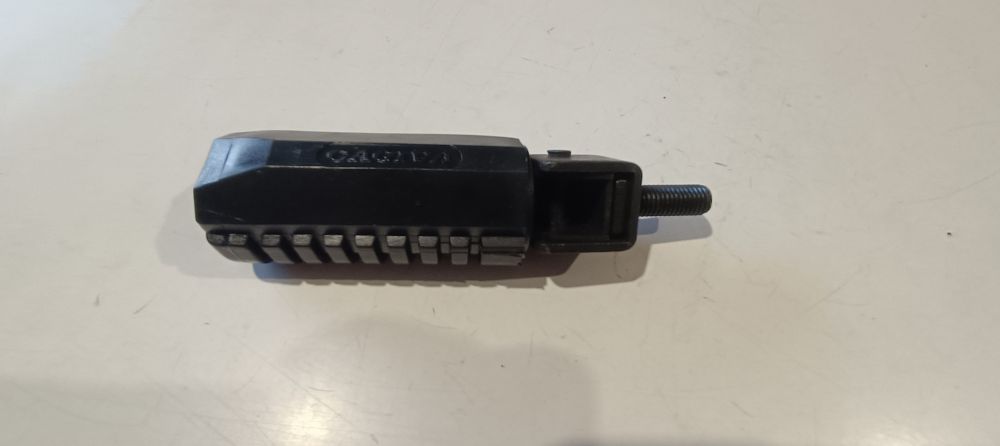 pedana poggiapiedi nuova originale cagiva elefant