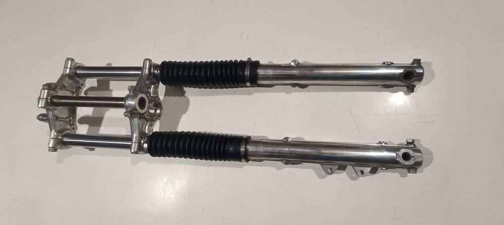 forcella usata betor ben conservata cagiva sst 125 freno a disco d. 31,5