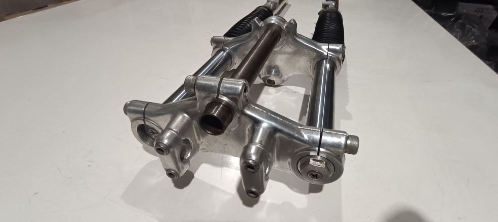 forcella usata betor ben conservata cagiva sst 125 freno a disco d. 31,5