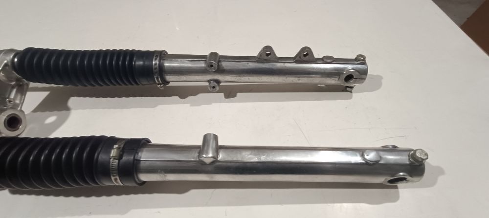 forcella usata betor ben conservata cagiva sst 125 freno a disco d. 31,5