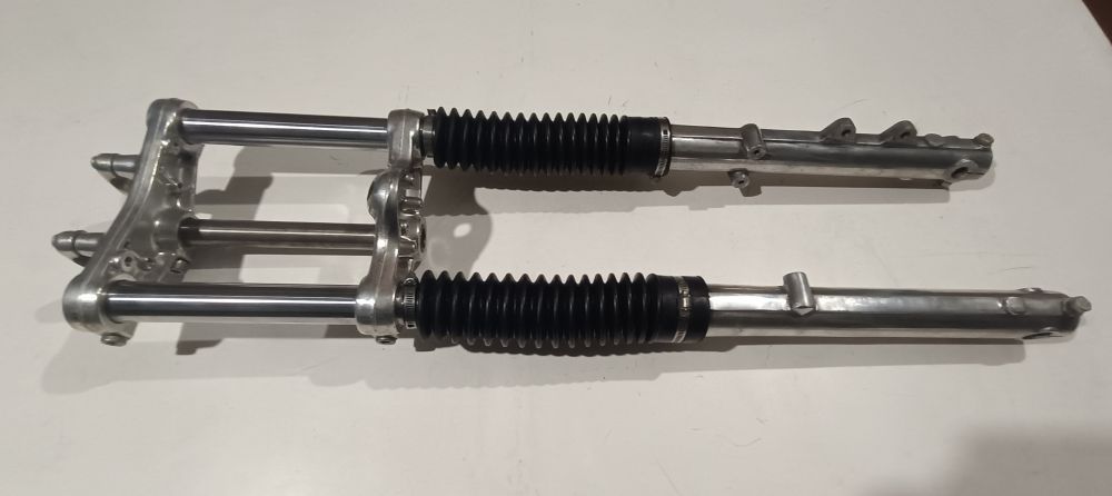 forcella usata betor ben conservata cagiva sst 125 freno a disco d. 31,5