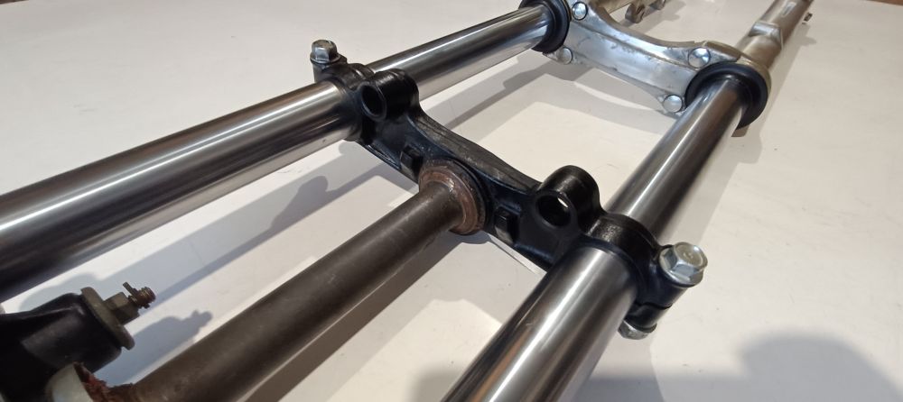 forcella moto epoca usata ben conservata diametro 37 lunghezza 92