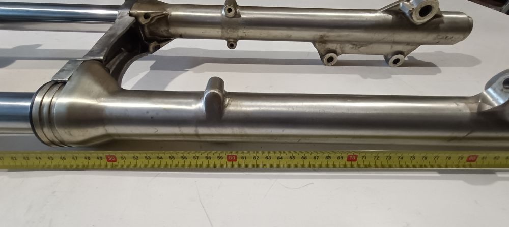 forcella moto epoca usata ben conservata diametro 37 lunghezza 92