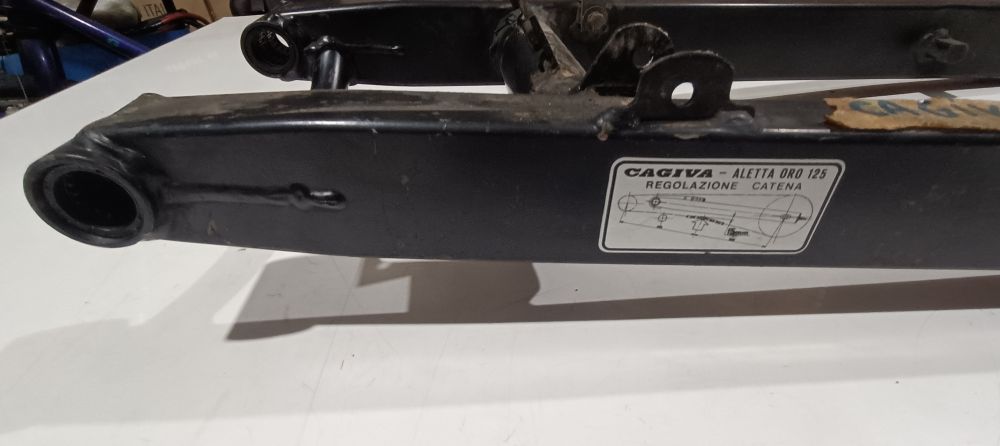 forcellone posteriore usato cagiva aletta oro s2