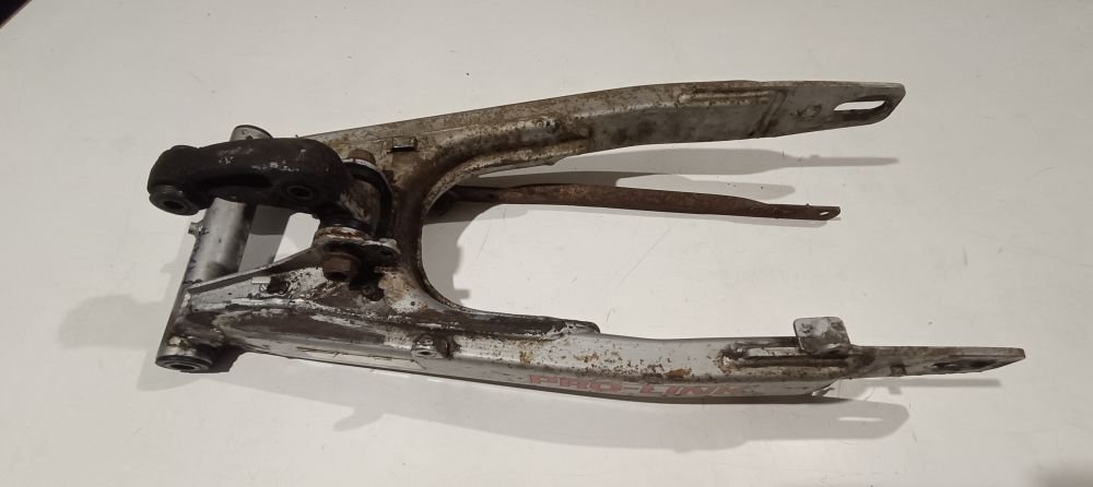 forcellone posteriore usato honda xl 200