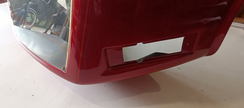 carena cupolino nuovo con plexiglass nuovo moto suzuki epoca