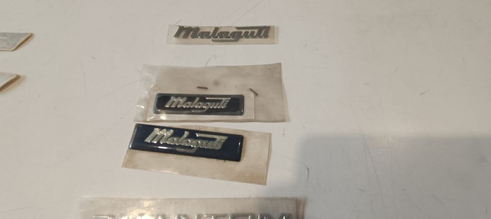 21 adesivi vari malaguti phantom e non solo