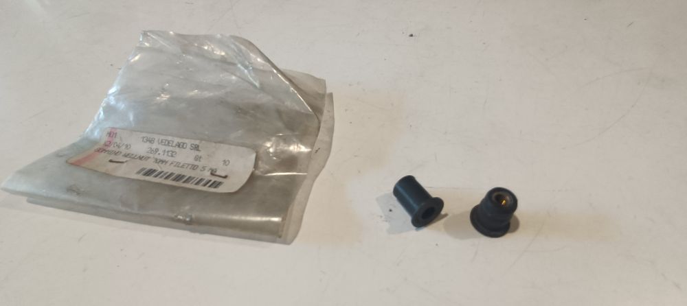 2 gommini wellnut 10 mm filetto 5