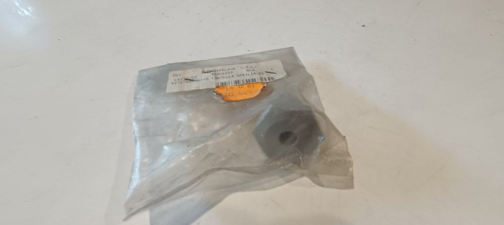 vite canotto forcella nuova aprilia rs