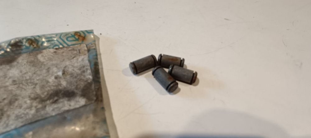4 spinotti originali piaggio