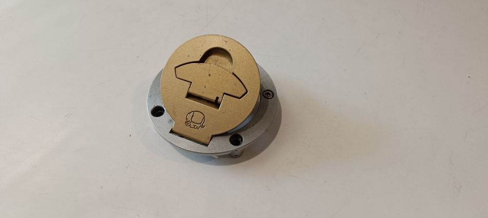 tappo serbatoio originale usato ct4 -103 cagiva mito senza chiavi