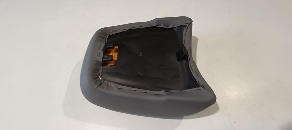 sellino passeggero nuovo grigio aprilia scarabeo 50