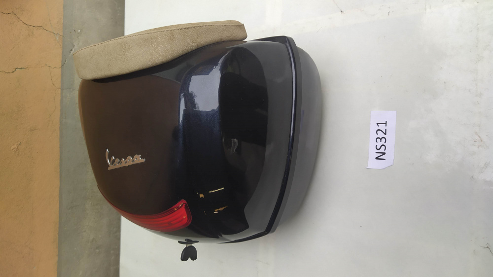 bauletto seminuovo piaggio vespa con schienale senza piastra